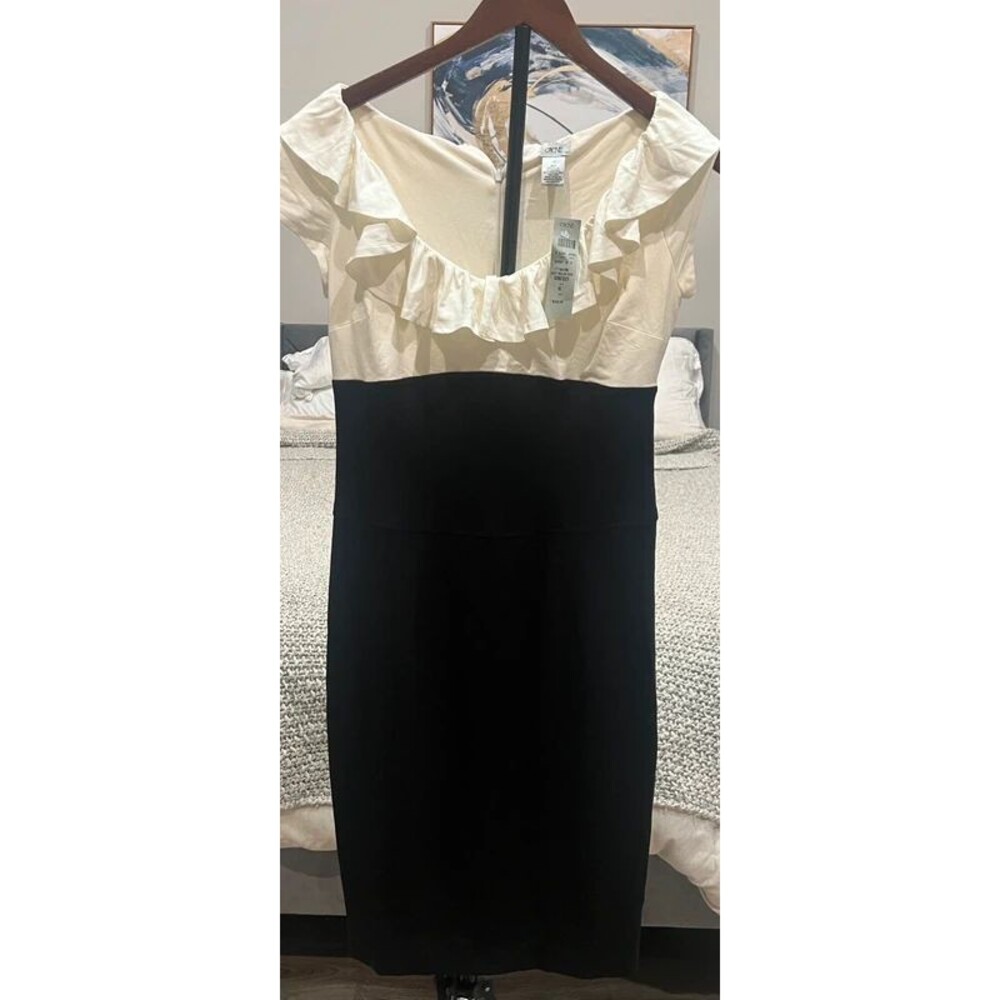 NWT Caché Black & Ivory Ruffle Colorblock Dress Size 10 $148 Retail